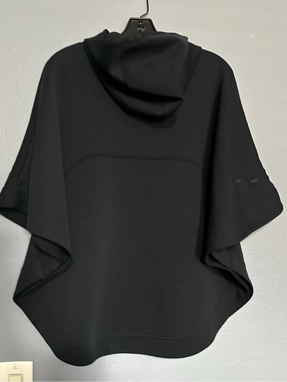 NIKE TECH PONCHO PULLOVER SCUBA BLACK HOODED OVERSIZED ACTIVEWEAR